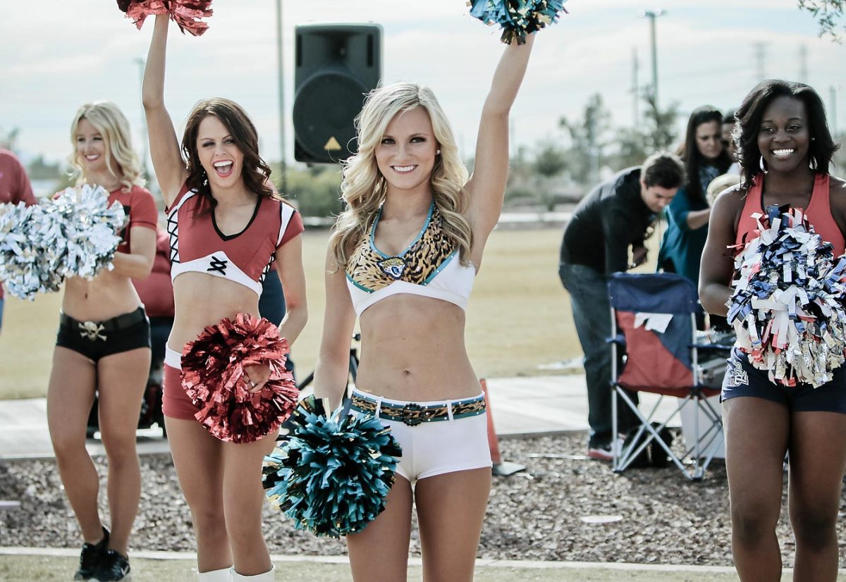 03-Samantha_Game_LS-Cheer-Clinic-8.jpg